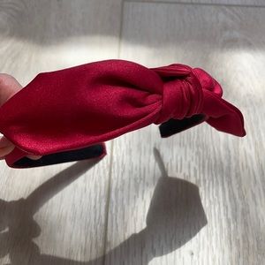 Tasha hair band red stain